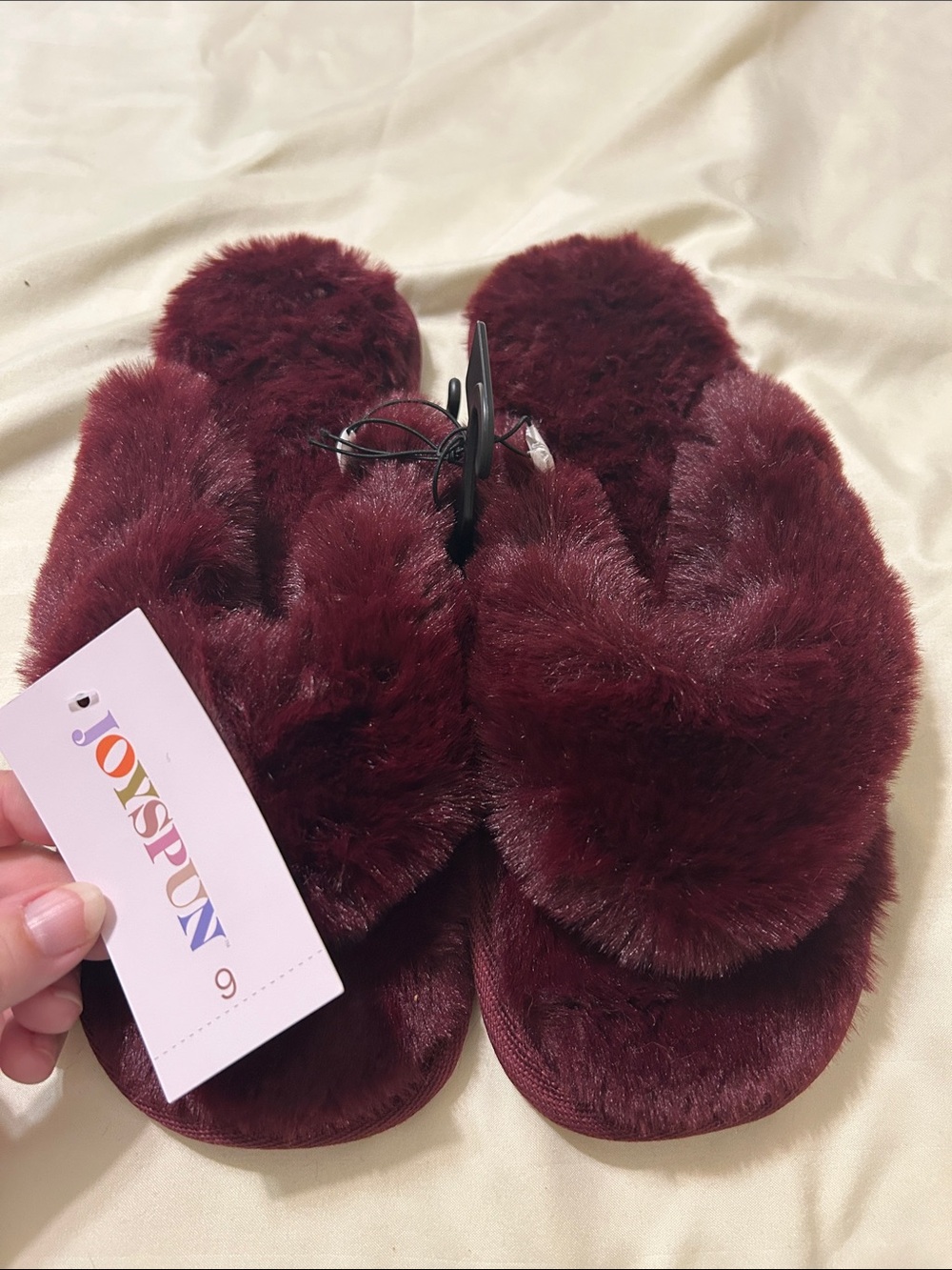 Plush Faux-Fur Women's Slippers - Burgundy - Picture 3 of 7